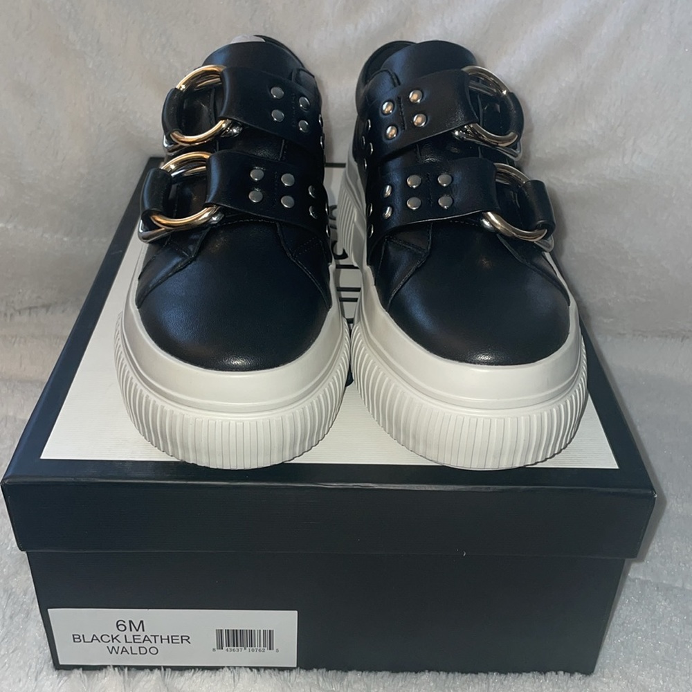 NWT J/SLIDES WALDO Black Leather Sneaker - Picture 7 of 16